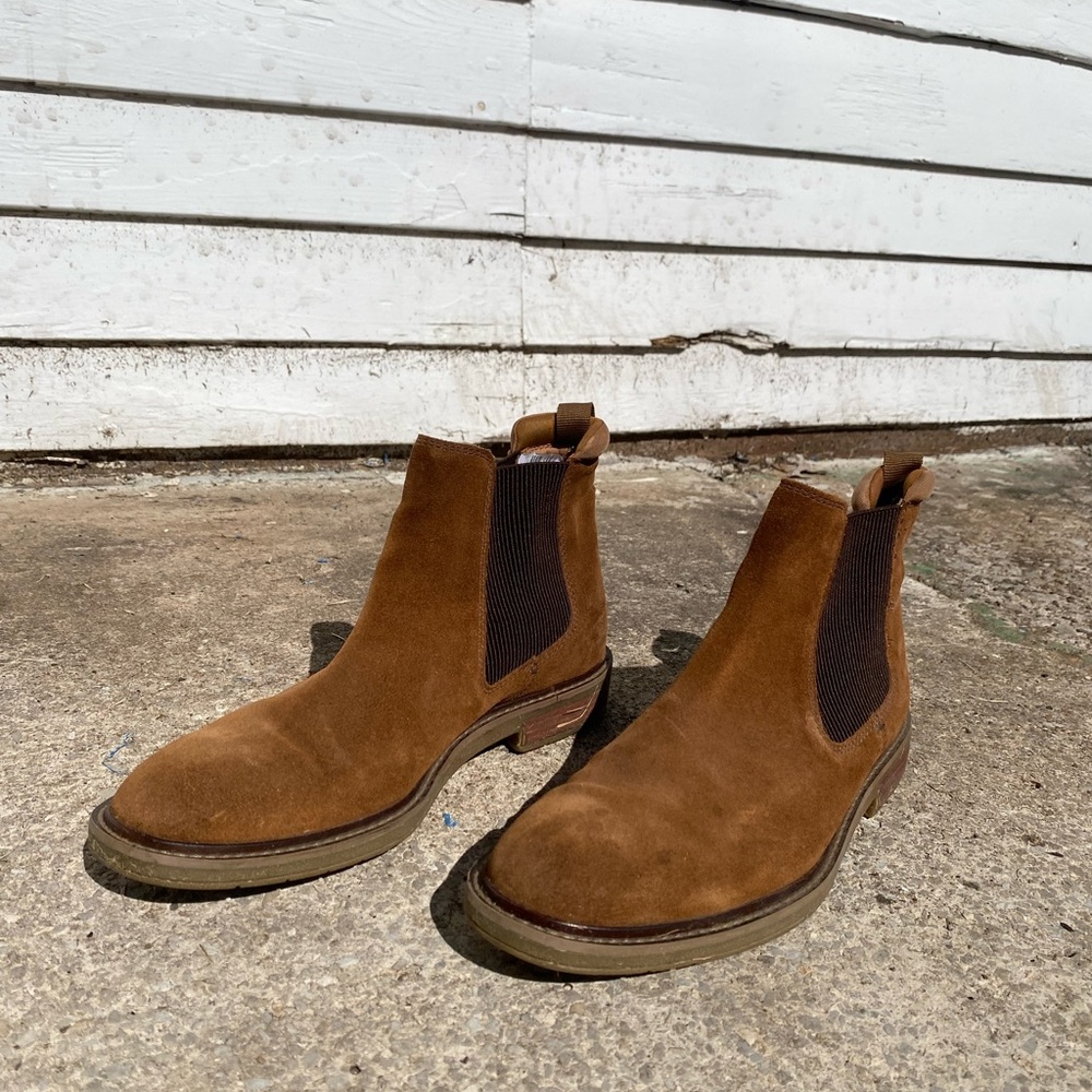 Clark’s Brown Chelsea Boots